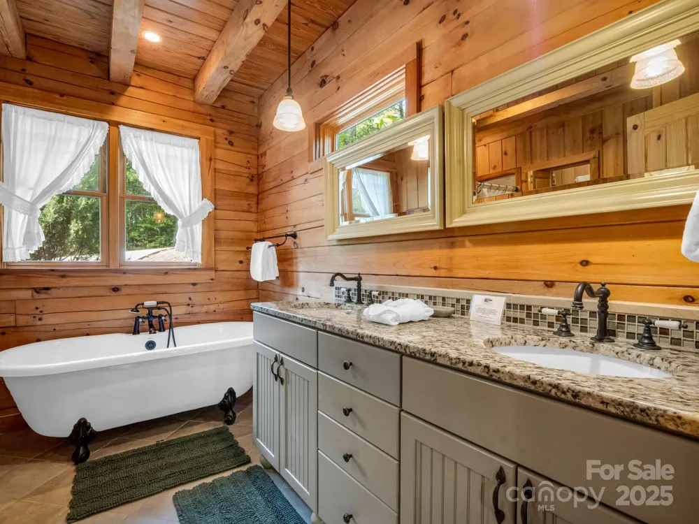 219 Highland Heights Lake Lure, NC 28746