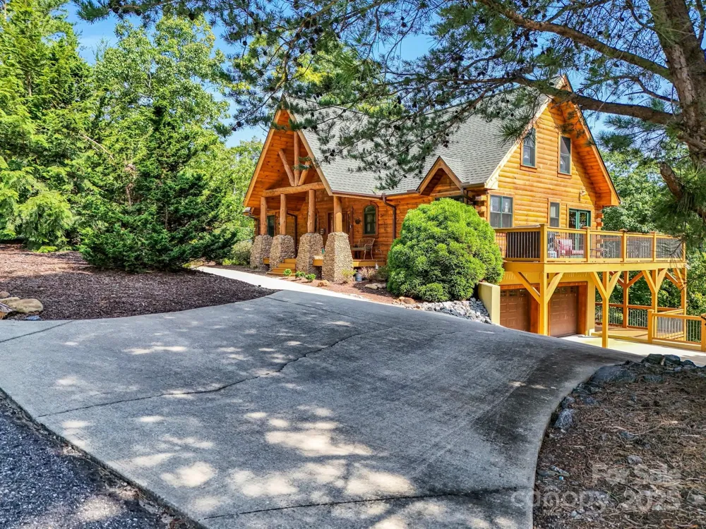 219 Highland Heights Lake Lure, NC 28746