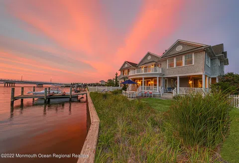 306 Old Bridge Street #SUMMER RENTAL