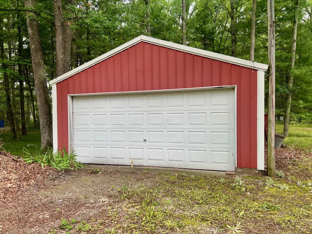 5576 S Whalen Lake Road Baldwin, MI 49304