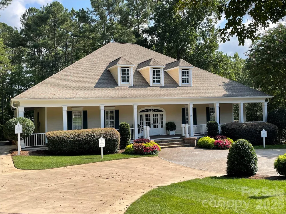 135 Deep Water Court #136 PH9 New London, NC 28127