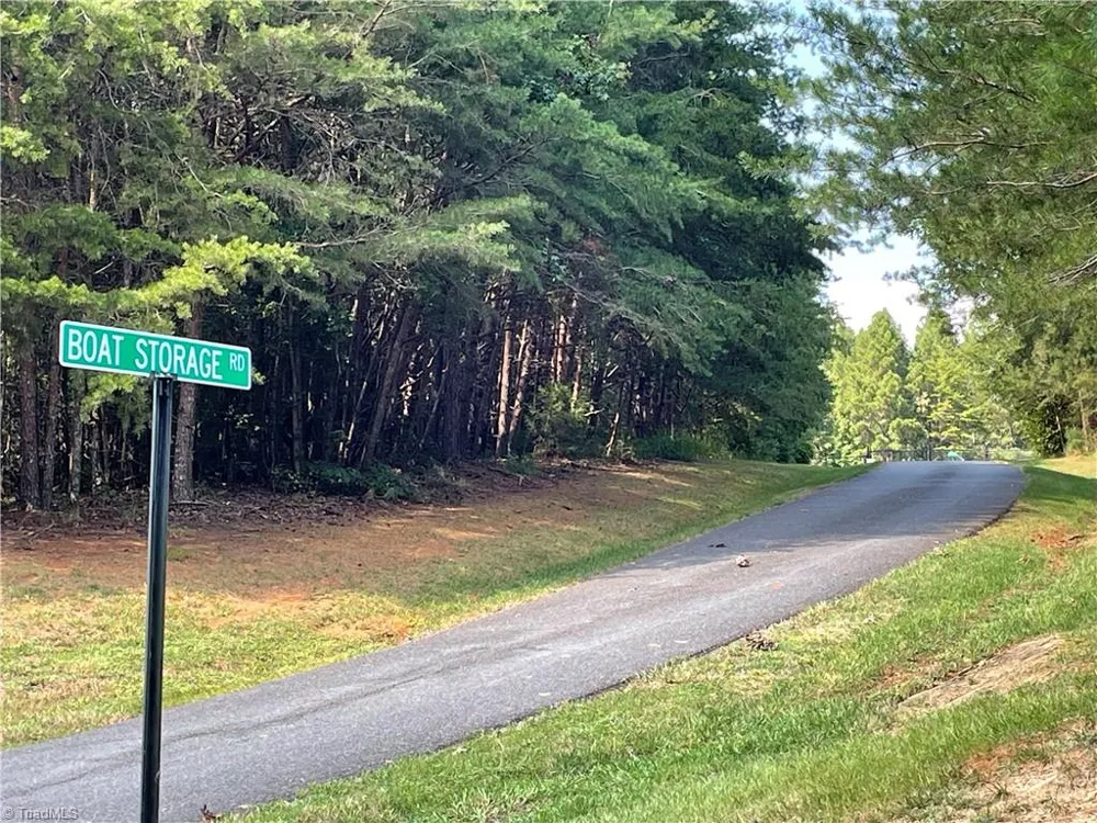 135 Deep Water Court New London, NC 28127