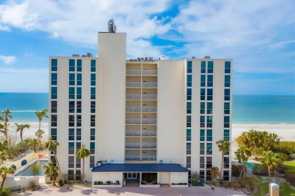 4485 GULF OF MEXICO DRIVE #PH2 Longboat Key, FL 34228