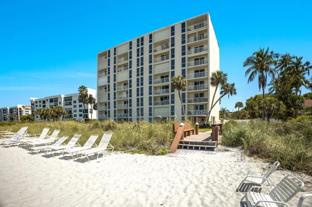 4485 GULF OF MEXICO DRIVE #PH2 Longboat Key, FL 34228