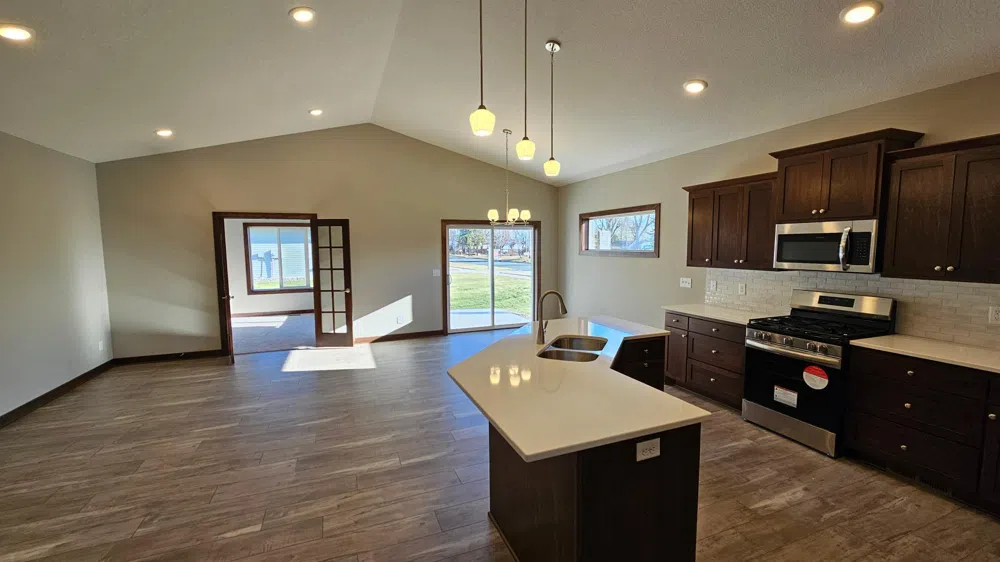 3102 Zuni Way NW Anoka, MN 55303