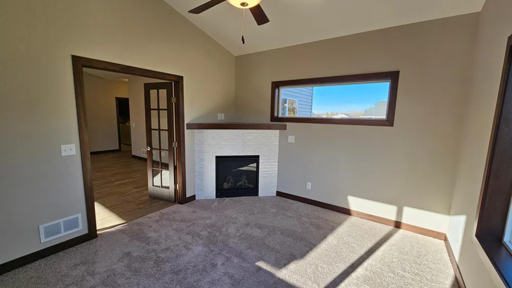 3102 Zuni Way NW Anoka, MN 55303