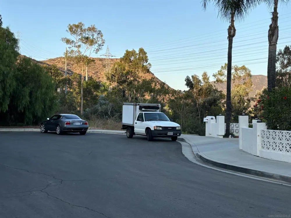 1819 Lola Lane El Cajon, CA 92019
