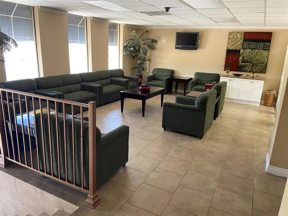 2905 Lackland Road Fort Worth, TX 76116