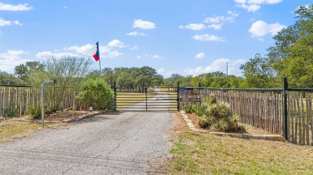2631 US 281 Highway Johnson City, TX 78636