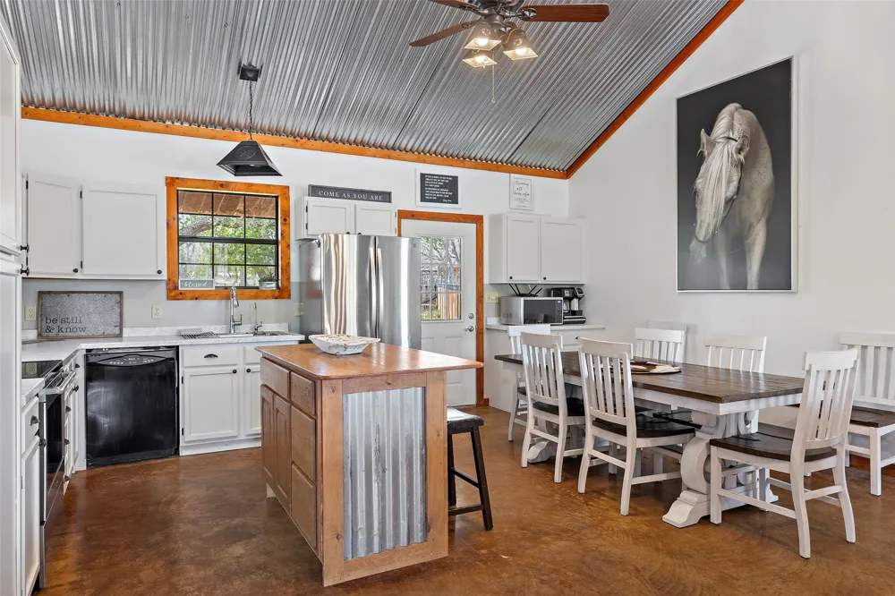 2631 US 281 Highway Johnson City, TX 78636