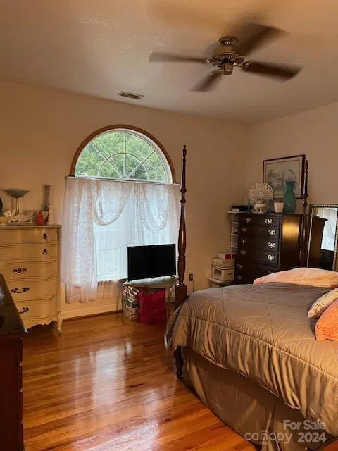 1240 Gaddy Road S Nebo, NC 28761