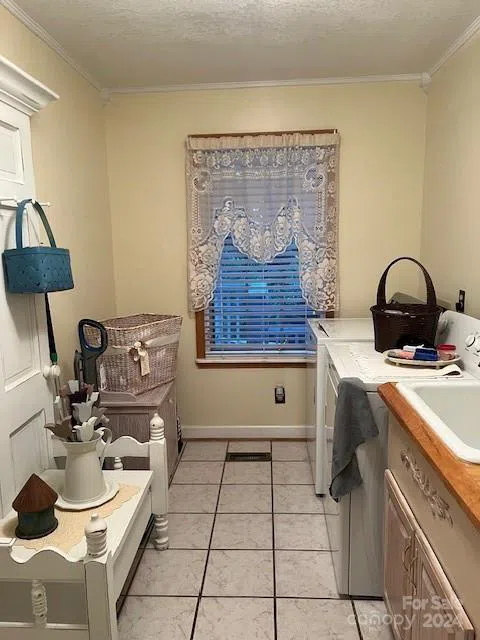 1240 Gaddy Road S Nebo, NC 28761