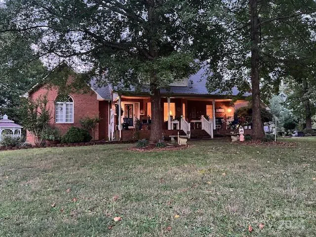 1240 Gaddy Road S Nebo, NC 28761