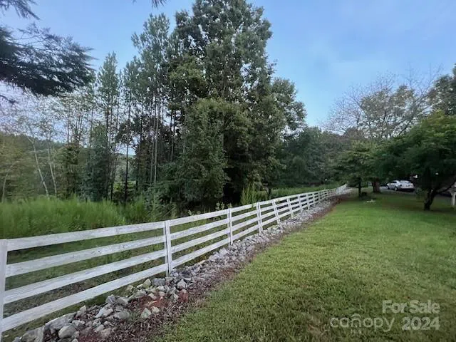 1240 Gaddy Road S Nebo, NC 28761