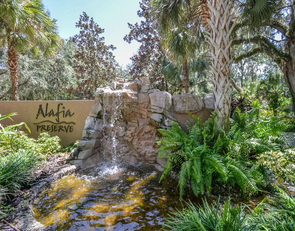 4808 RAMBLING RIVER ROAD Brandon, FL 33511