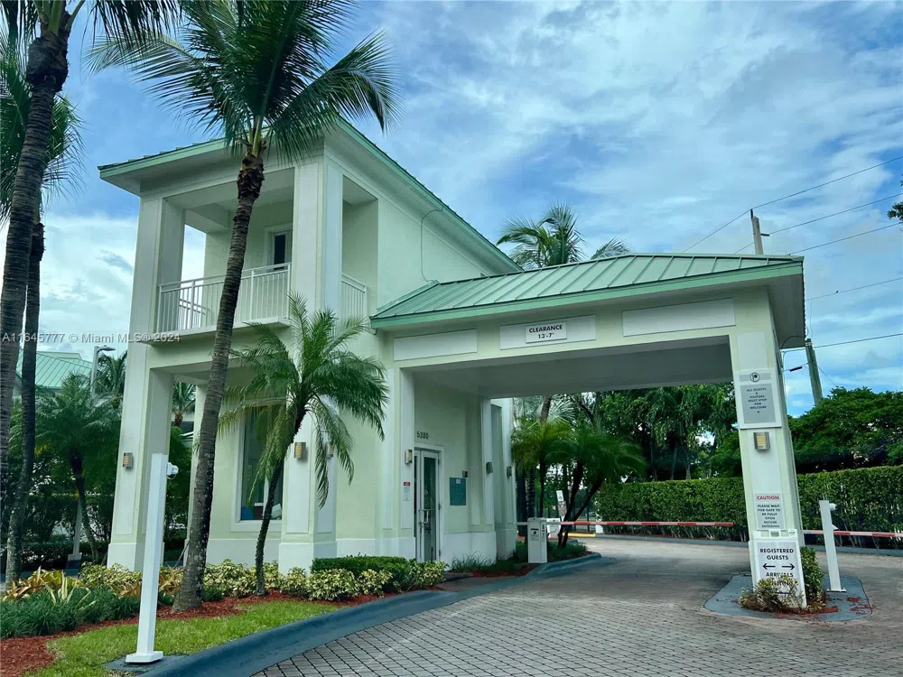 5300 NW 87th Ave #1308 Doral, FL 33178