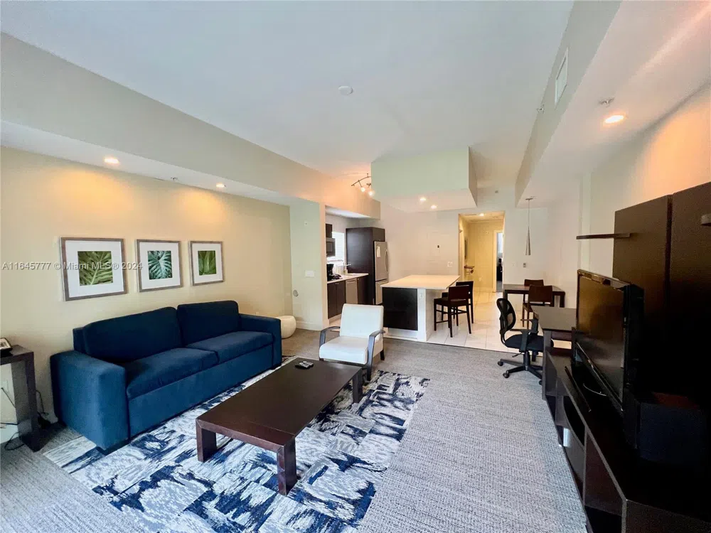 5300 NW 87th Ave #1308 Doral, FL 33178