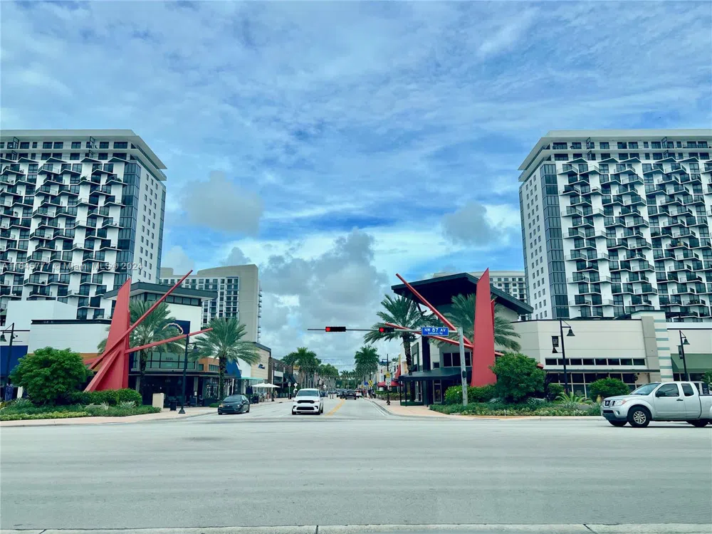 5300 NW 87th Ave #1308 Doral, FL 33178