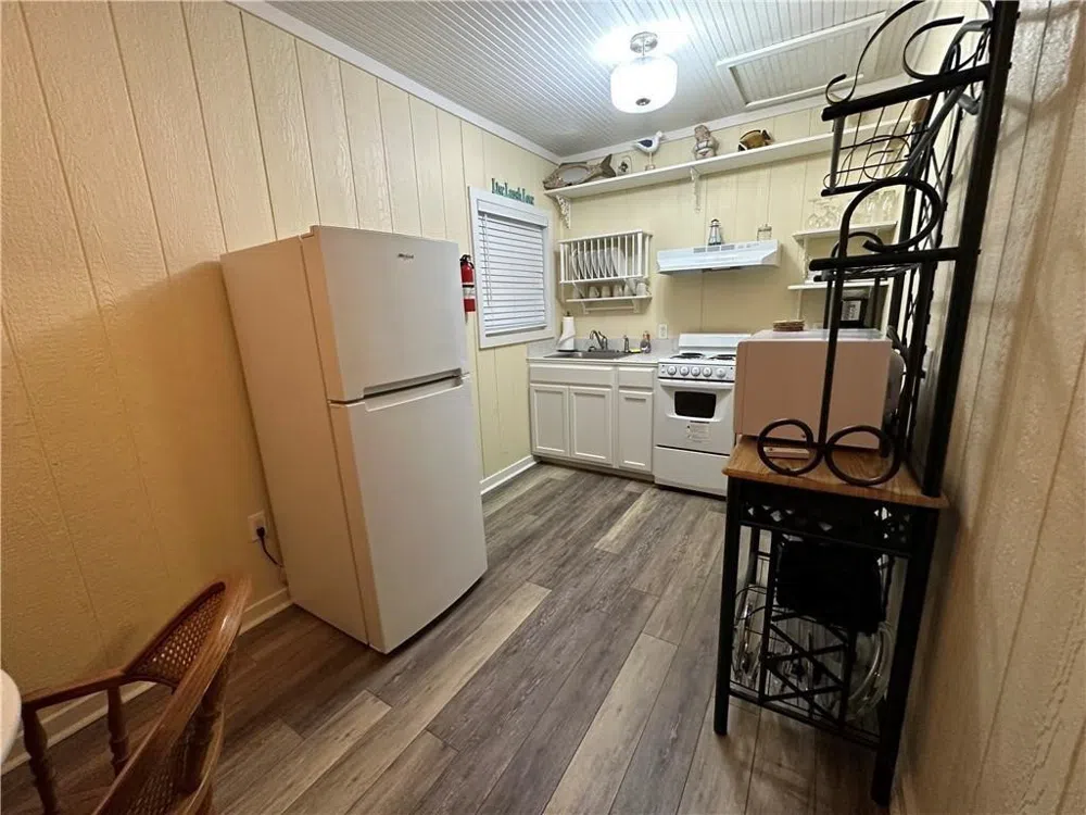 3302 Surfside Boulevard Corpus Christi, TX 78402