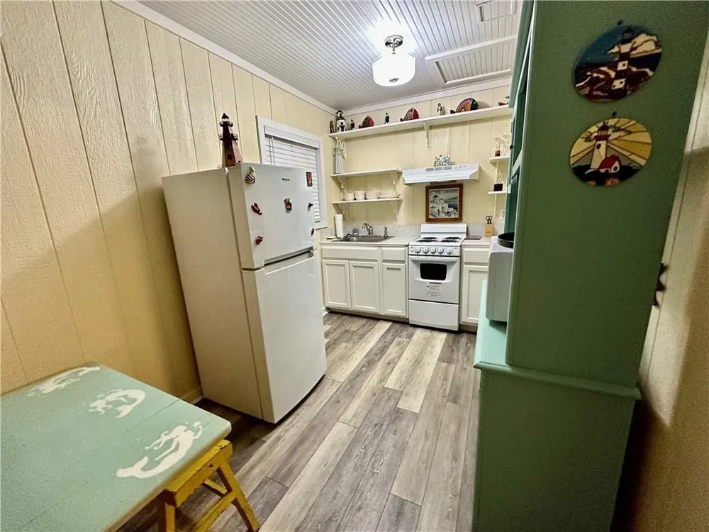 3302 Surfside Boulevard Corpus Christi, TX 78402