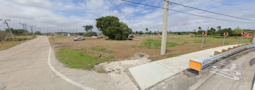 RARDIN AVENUE Pahokee, FL 33476
