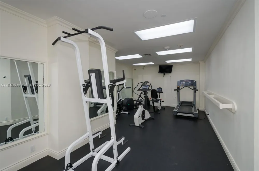 1111 Crandon Blvd #A306 Key Biscayne, FL 33149