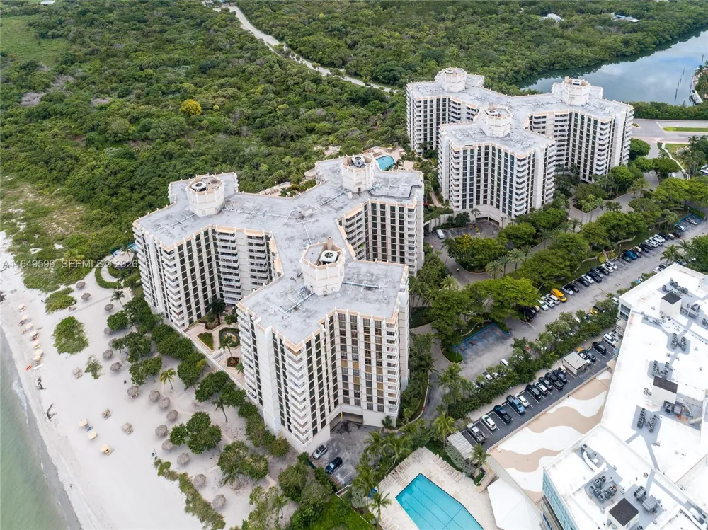 1111 Crandon Blvd #A306 Key Biscayne, FL 33149