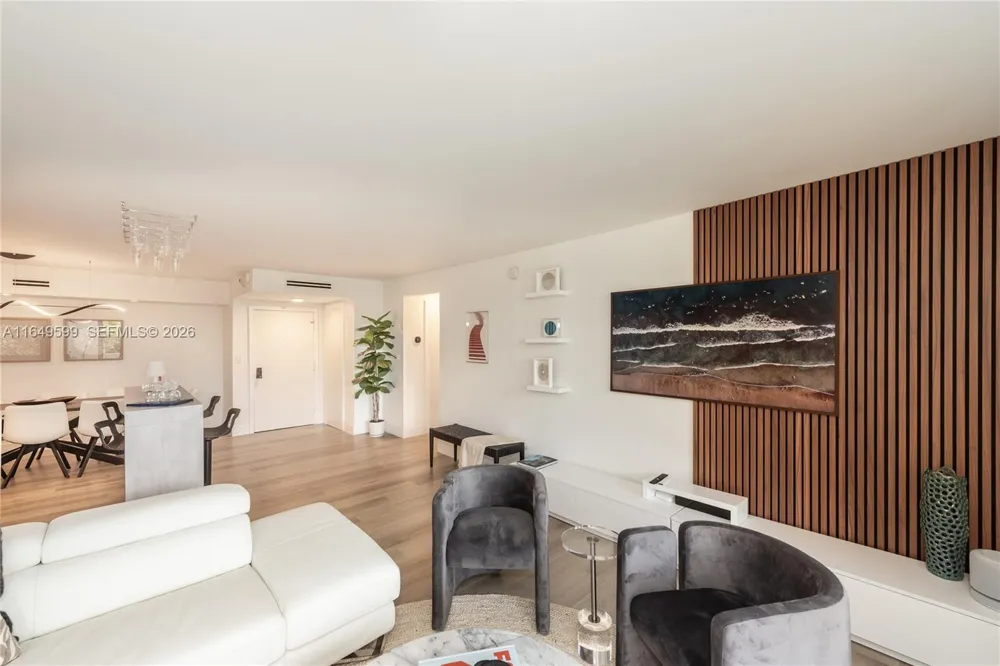 1111 Crandon Blvd #A306 Key Biscayne, FL 33149