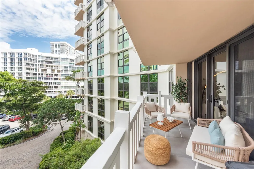 1111 Crandon Blvd #A306 Key Biscayne, FL 33149