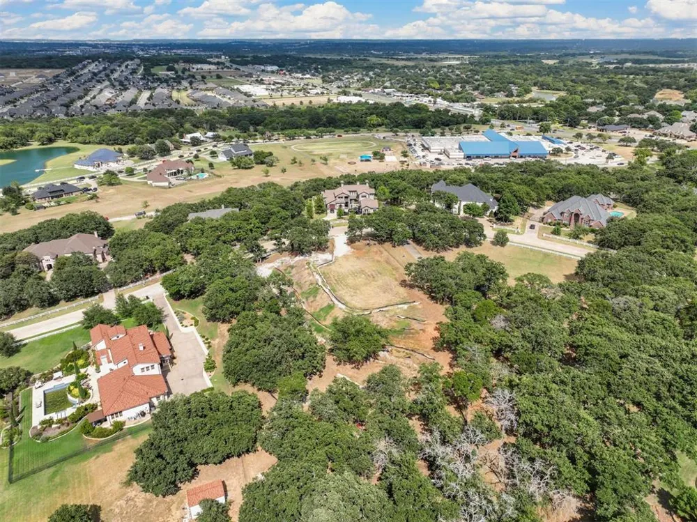 116 Country Vista Circle Burleson, TX 76028