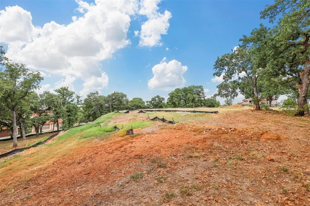 116 Country Vista Circle Burleson, TX 76028