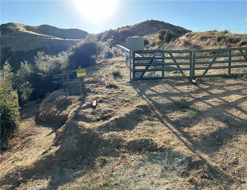 37342 Pisgah Peak Road Yucaipa, CA 92399