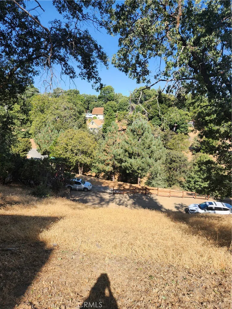 1563 Rock Ridge Drive Lake Arrowhead, CA 92352