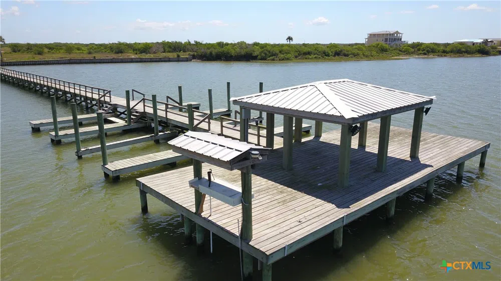 17 Bay Club Drive Seadrift, TX 77983