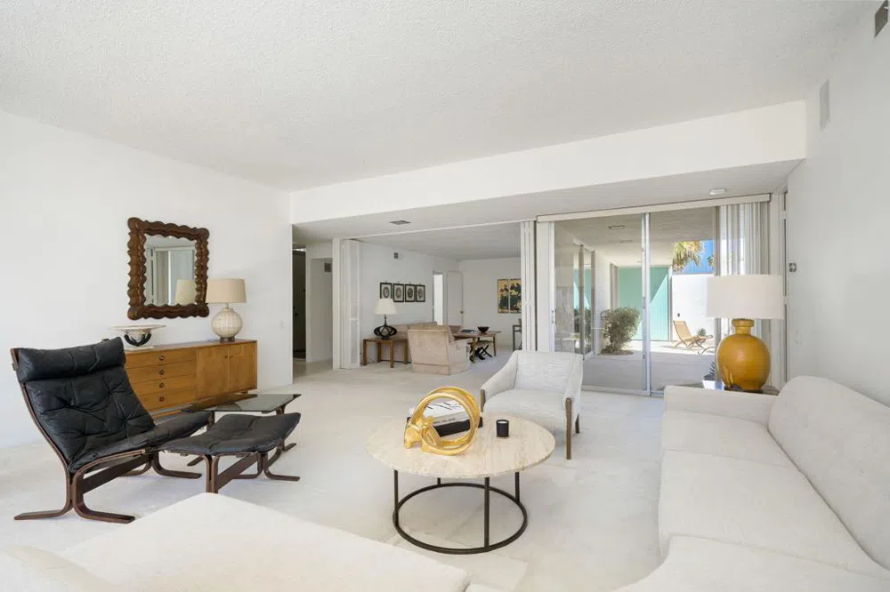 157 Desert Lakes Drive Palm Springs, CA 92264