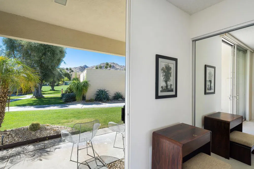 157 Desert Lakes Drive Palm Springs, CA 92264