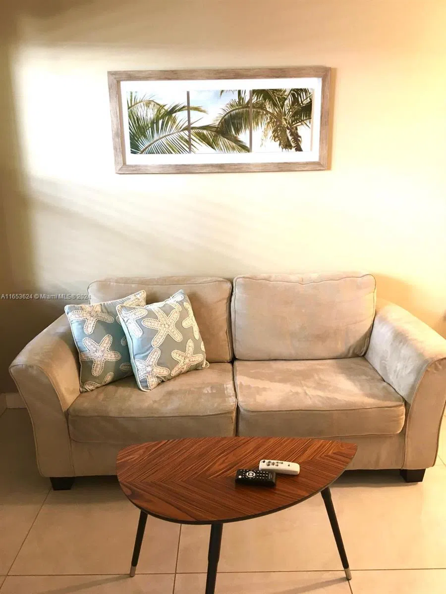 1228 Pennsylvania Ave #2 Miami Beach, FL 33139