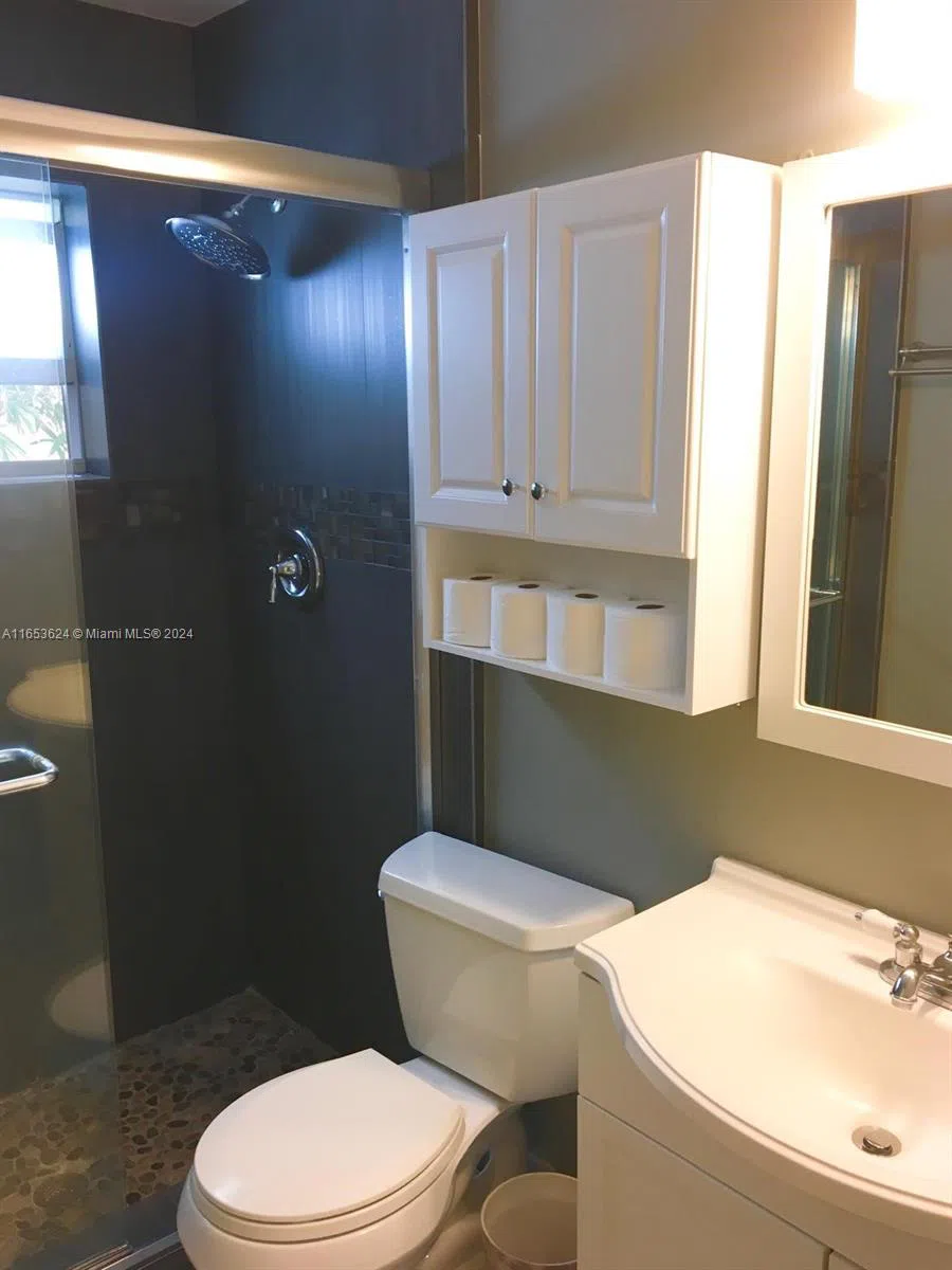 1228 Pennsylvania Ave #2 Miami Beach, FL 33139