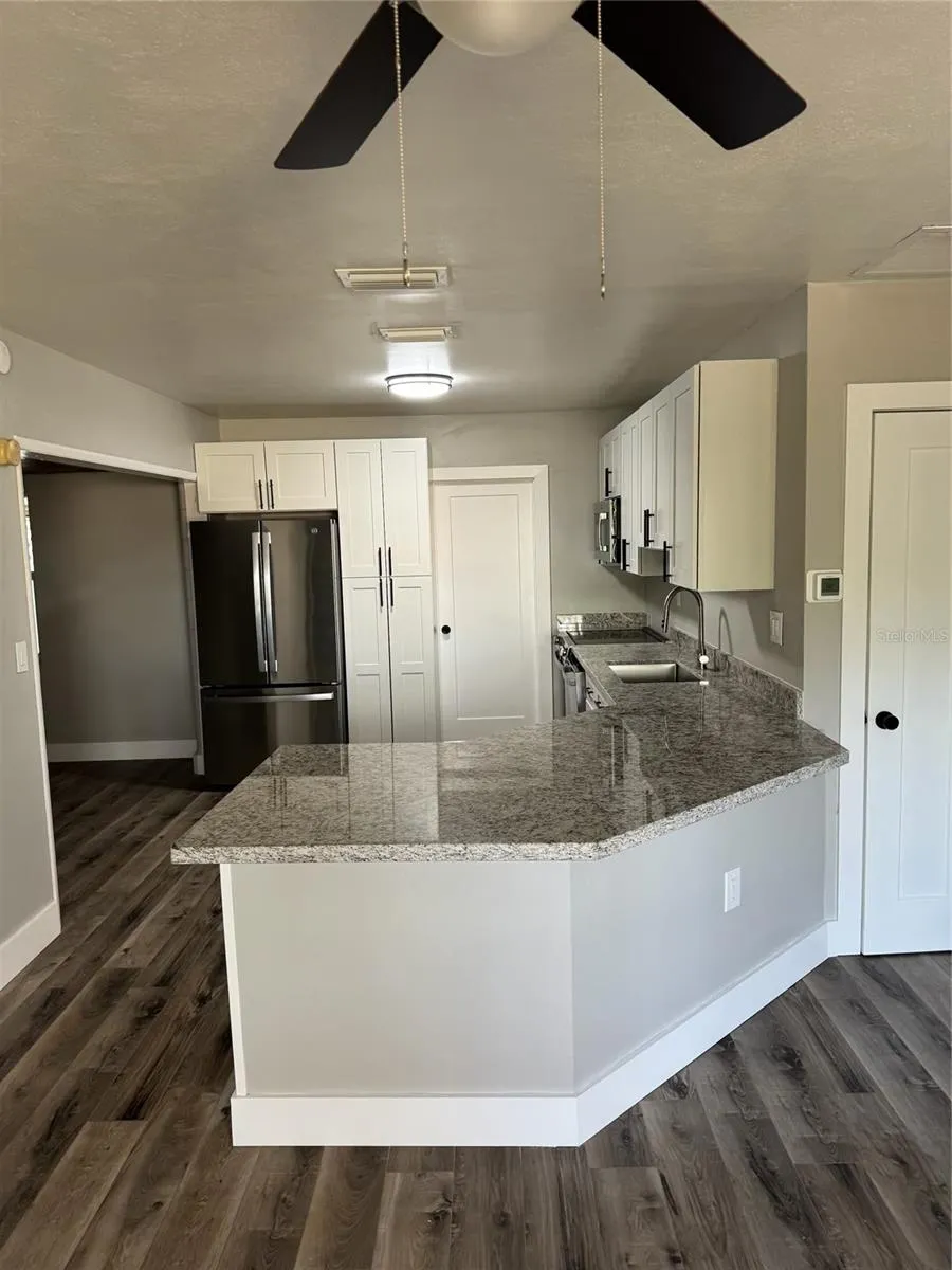 104 POCONO TRAIL W #b Nokomis, FL 34275