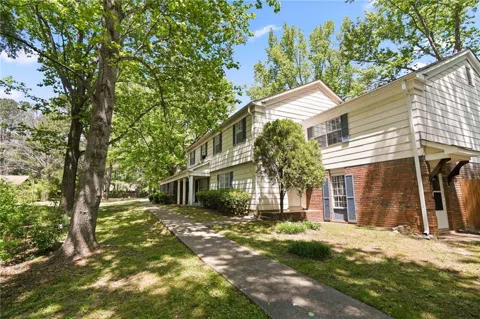 6584 Sleepy Hollow Lane