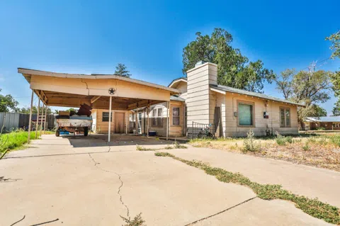 2001 Ave H