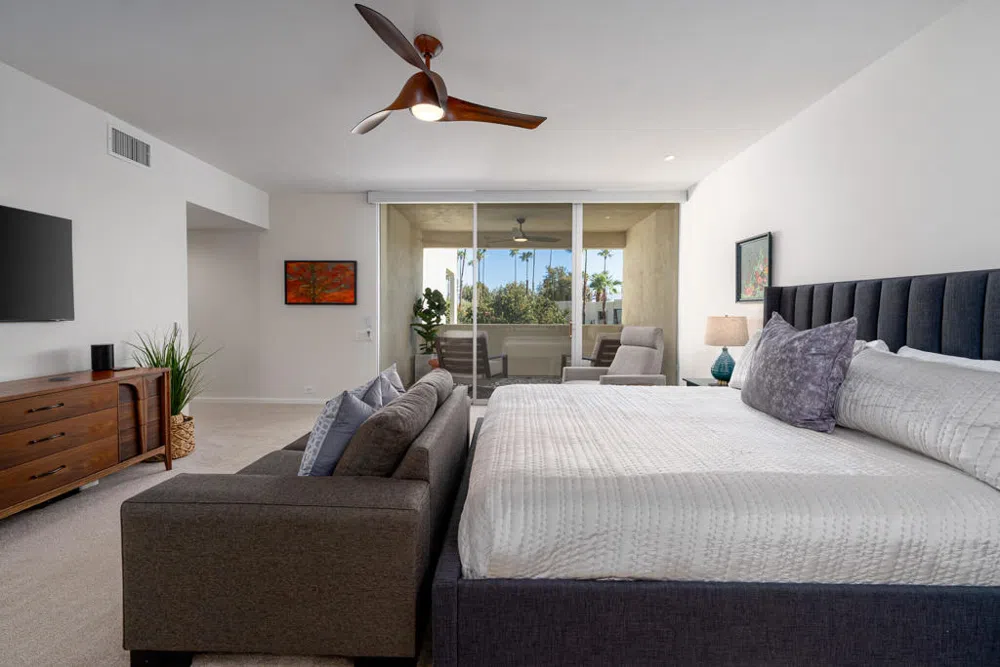 447 Desert Lakes Drive Palm Springs, CA 92264