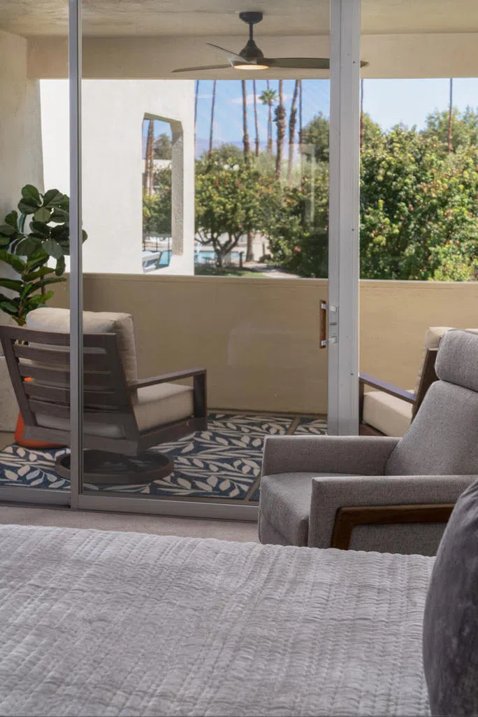 447 Desert Lakes Drive Palm Springs, CA 92264