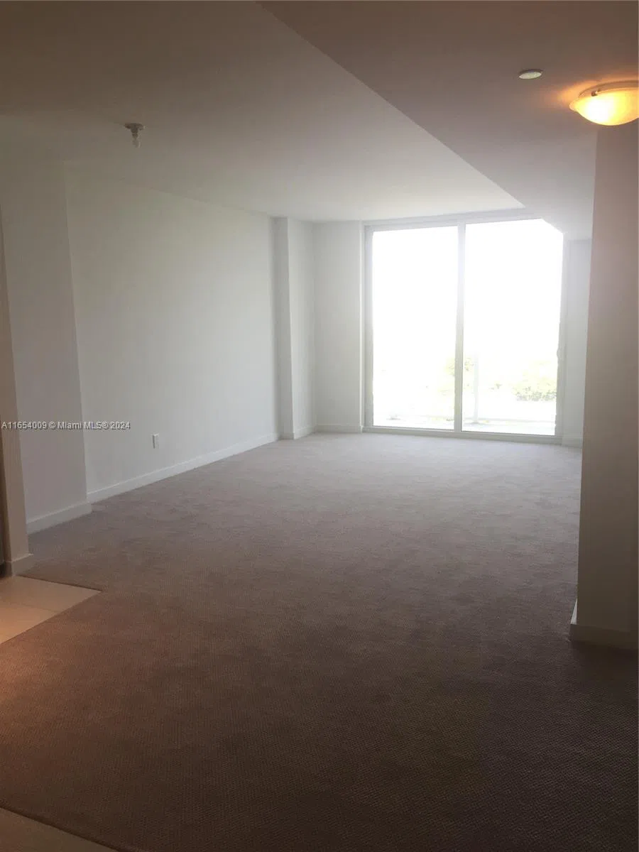 4250 Biscayne Blvd #1211 Miami, FL 33137