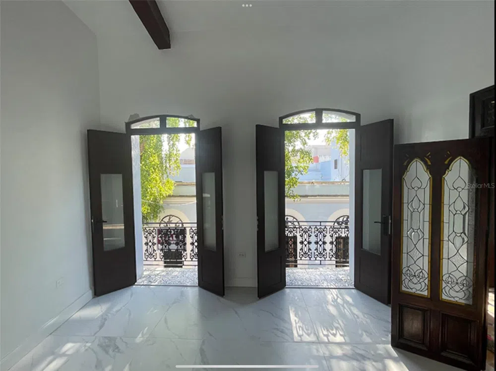 9 DEL MERCADO #2 San Juan, PR 00901
