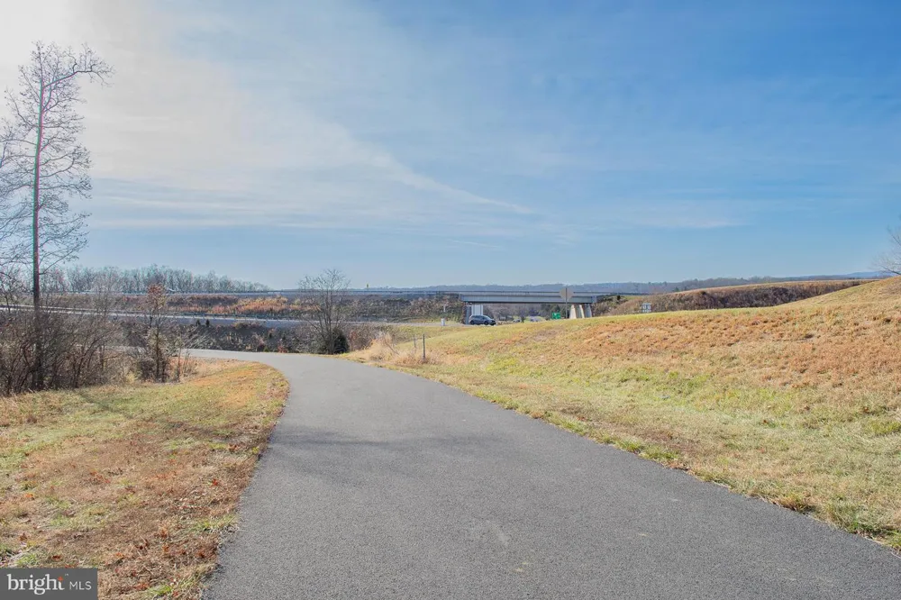 OPEQUON CONNECTOR Kearneysville, WV 25430