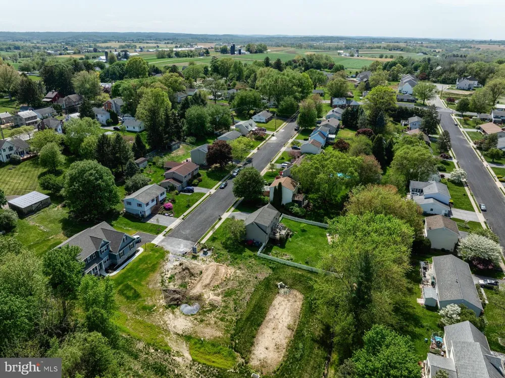300 SUNSET AVENUE #NOTTINGHAM Strasburg, PA 17579