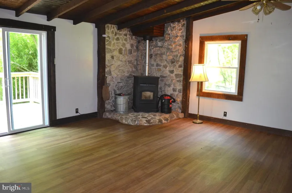 1507 FREELAND ROAD Freeland, MD 21053