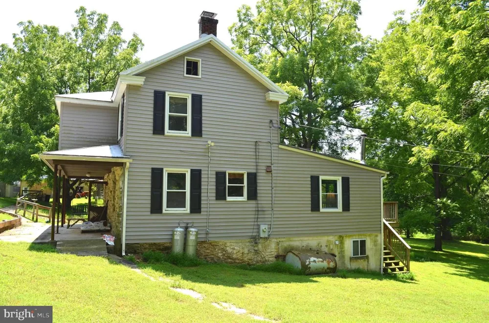 1507 FREELAND ROAD Freeland, MD 21053
