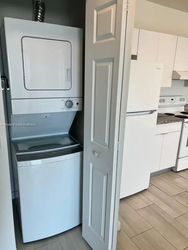 640 W 18th St #107 Hialeah, FL 33010